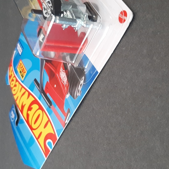 Hot Wheels Draggin' Wagon Red 2023 Experimotors Collection - Picture 5 of 14